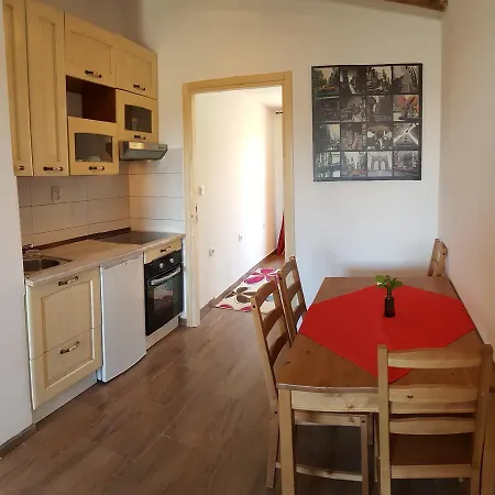 Karmen Apartament Zadar